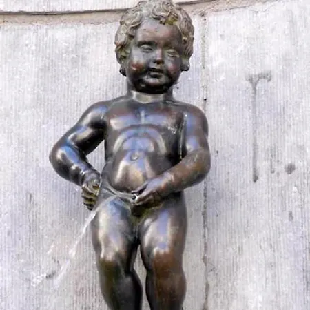 Rue Isaac 15 B Apartment *